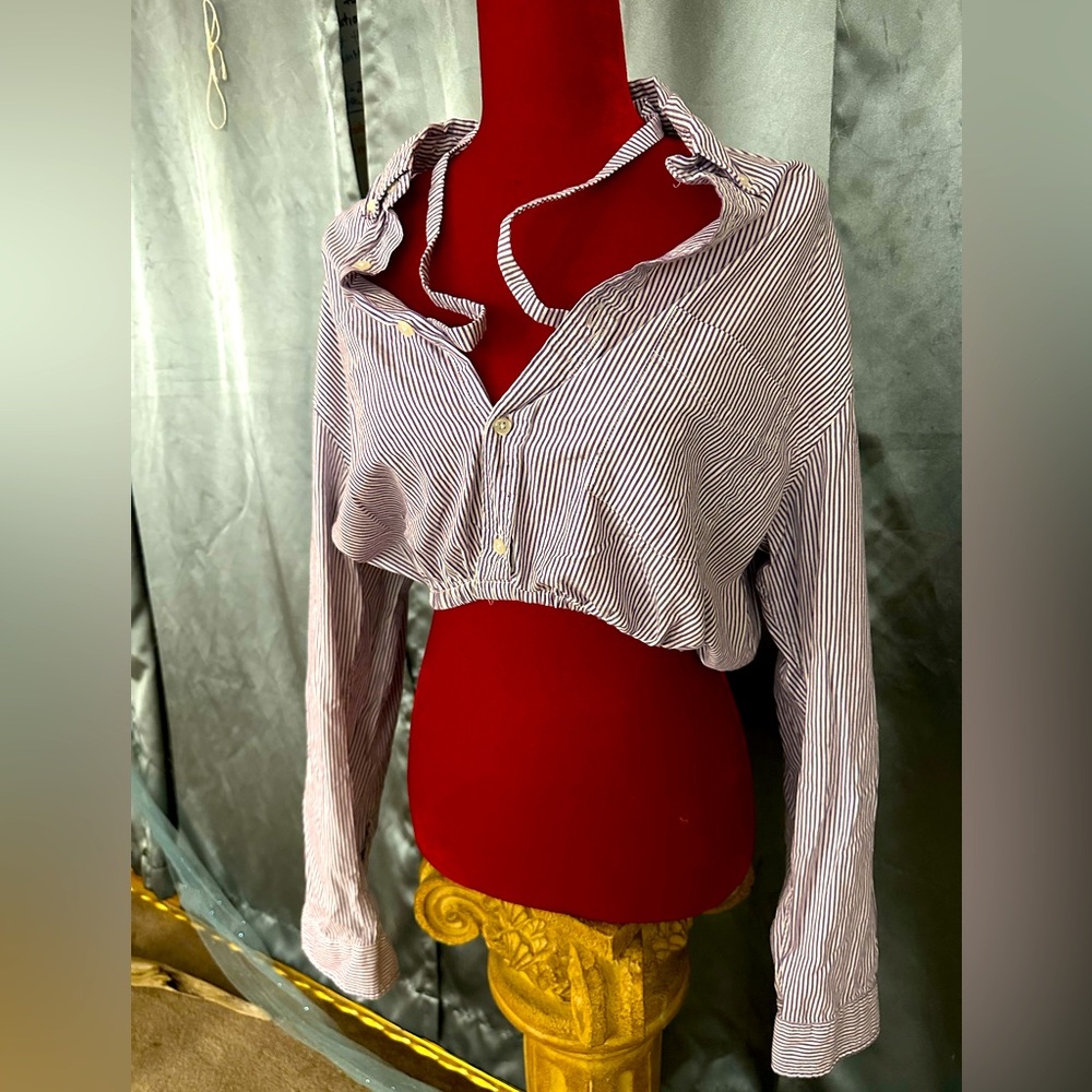 FURST OF A KIND Women’s Button Up Shirt says XL. Really L